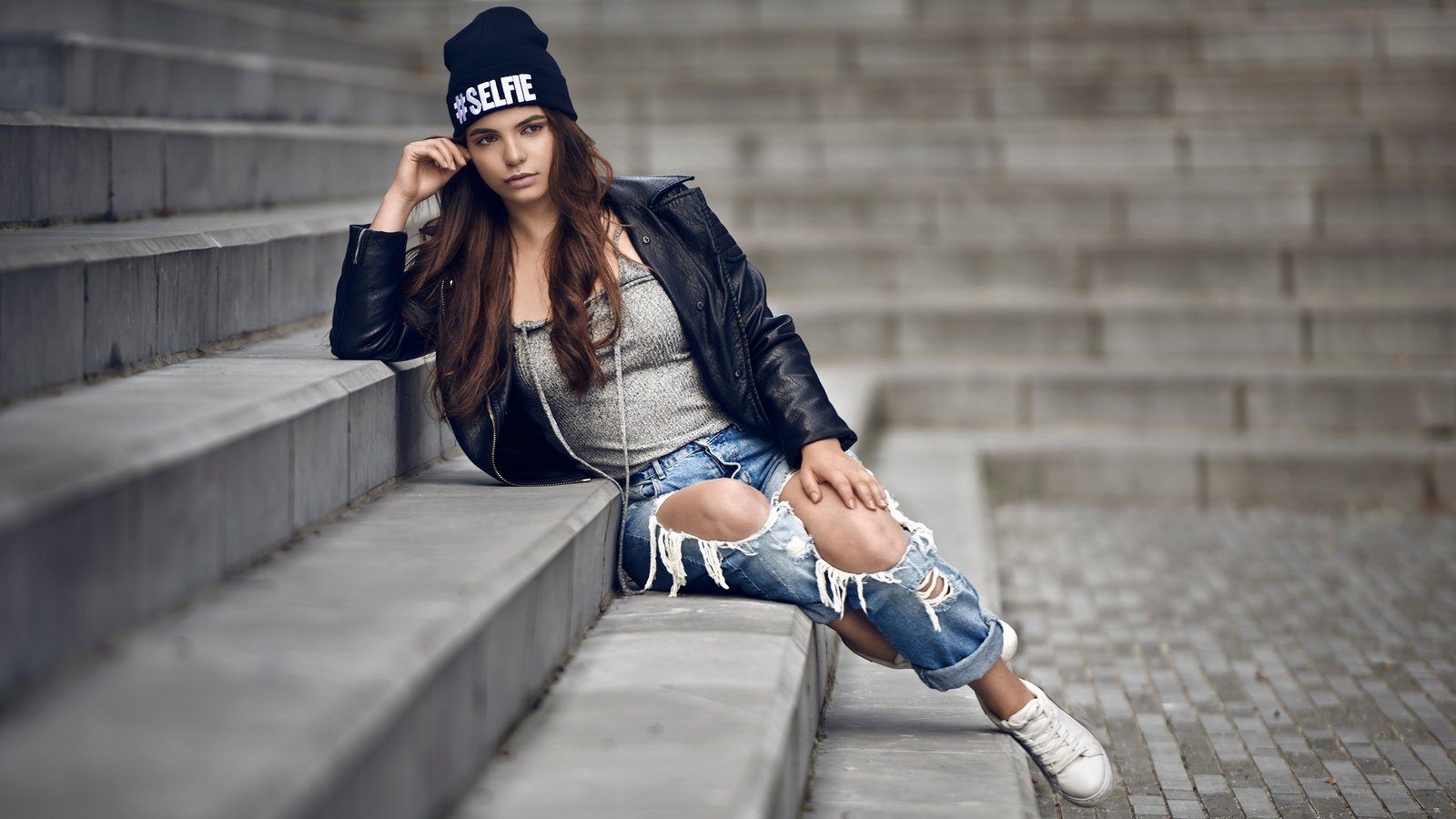 Sassy girls in Beihai