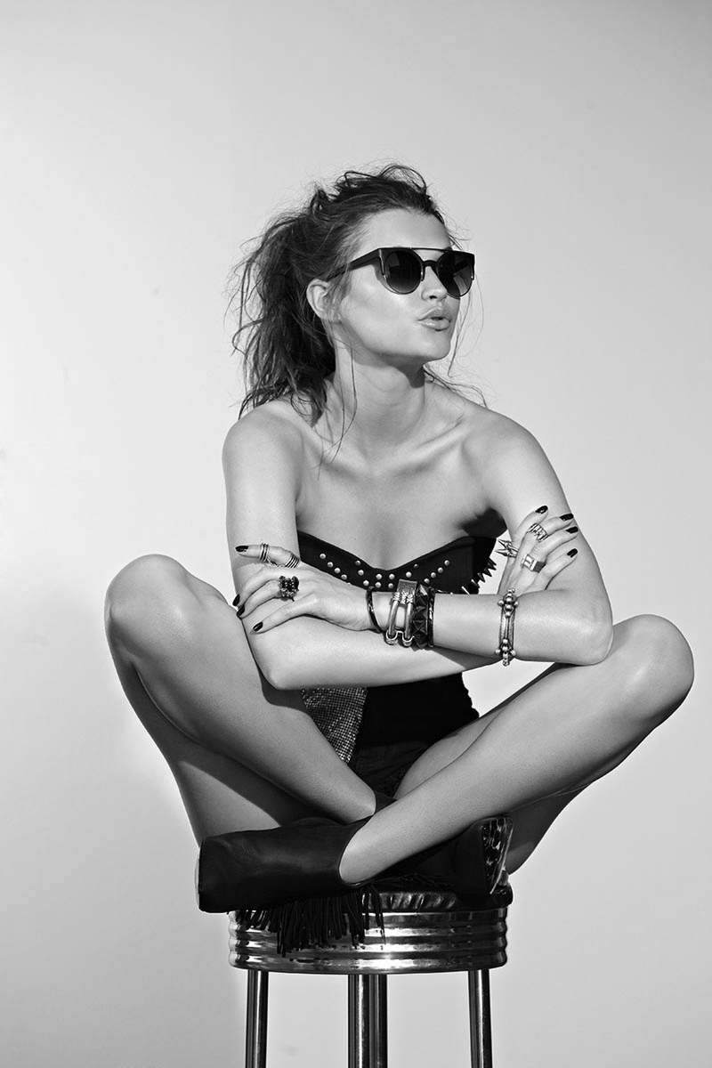 Sassy girls in Beihai