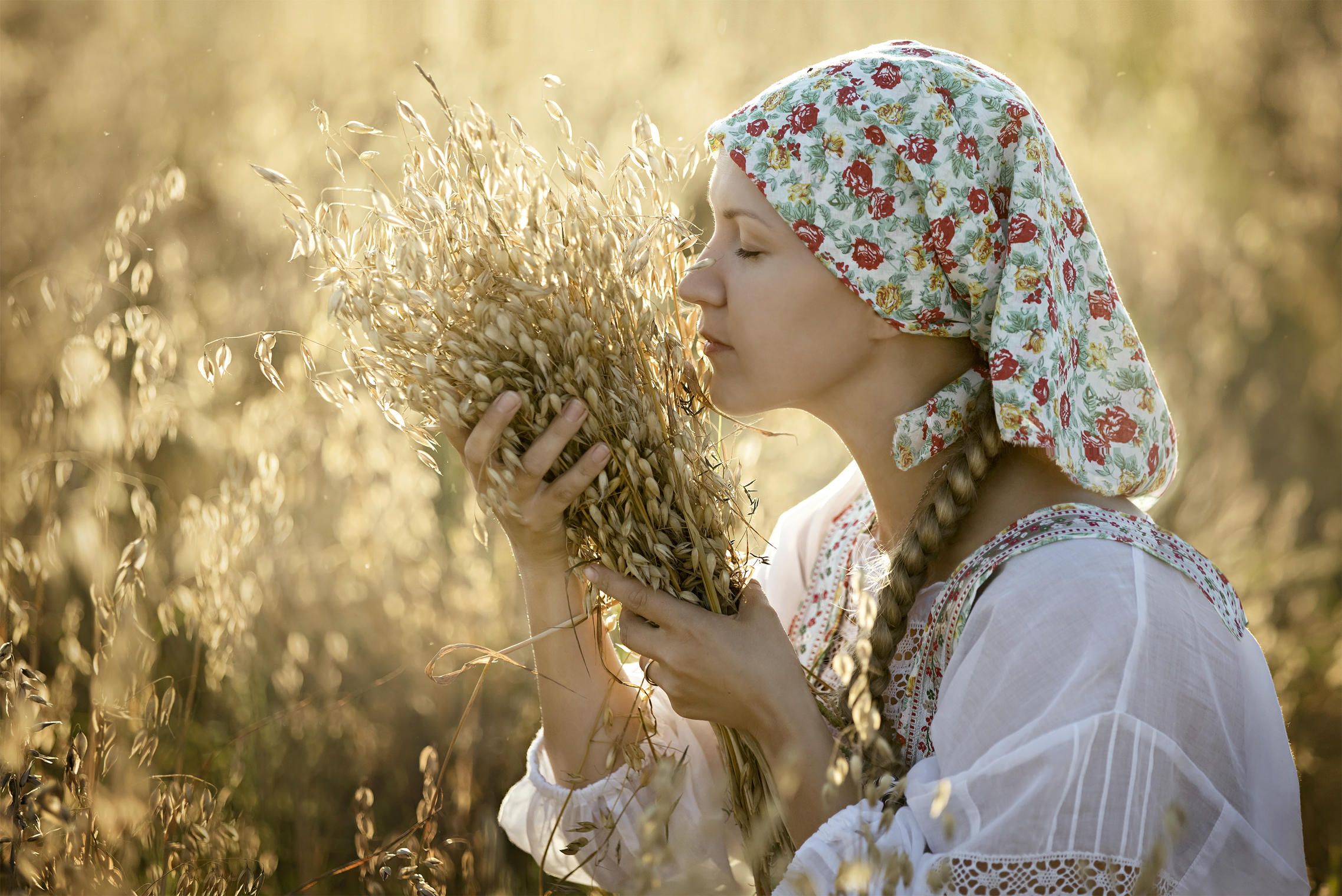 Photo Women in Slavic costumes in Beihai